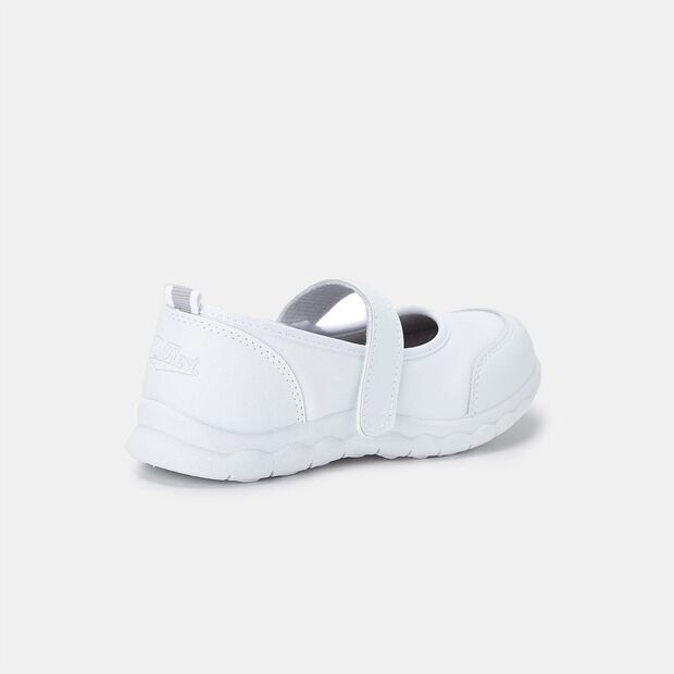 B First Children White Flat