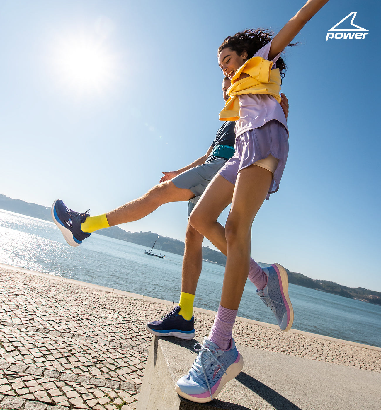 Power Sneaker