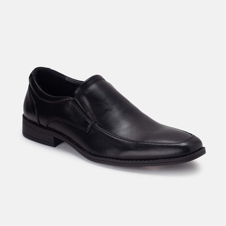 Bata Men Black Loafer