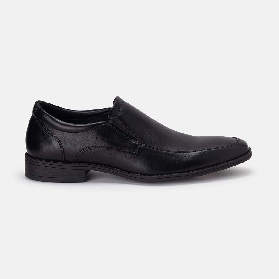 Bata Men Black Loafer